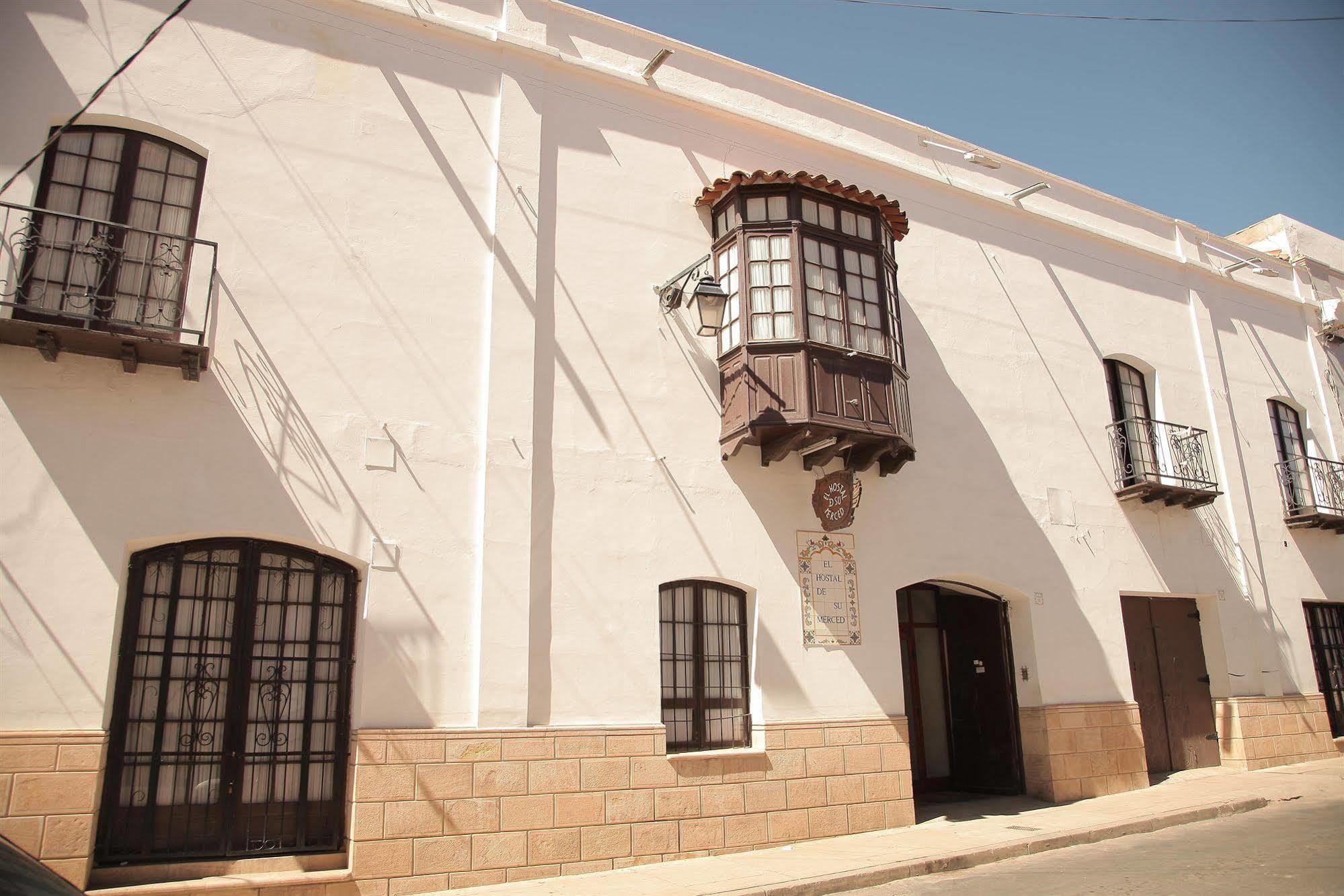 El Hotel De Su Merced Sucre Exterior photo